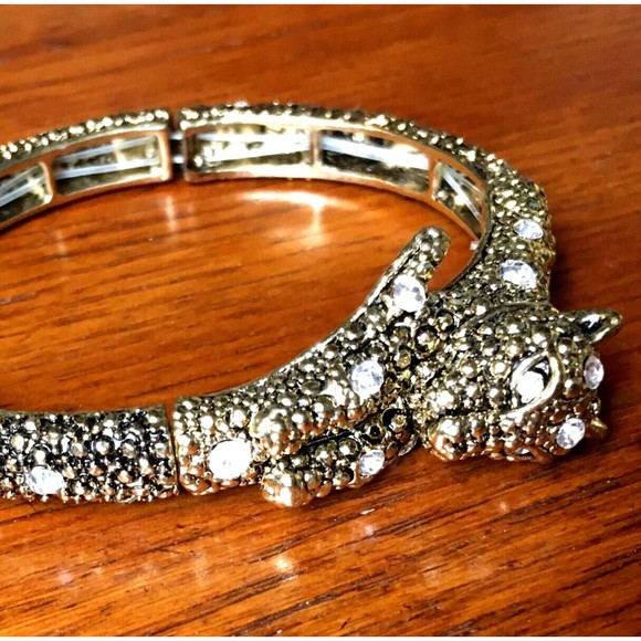 Vtg Exquisite Goldtone Crystal Rhinestone Leopard Hinged Bangle Cuff Bracelet - Picture 5 of 12